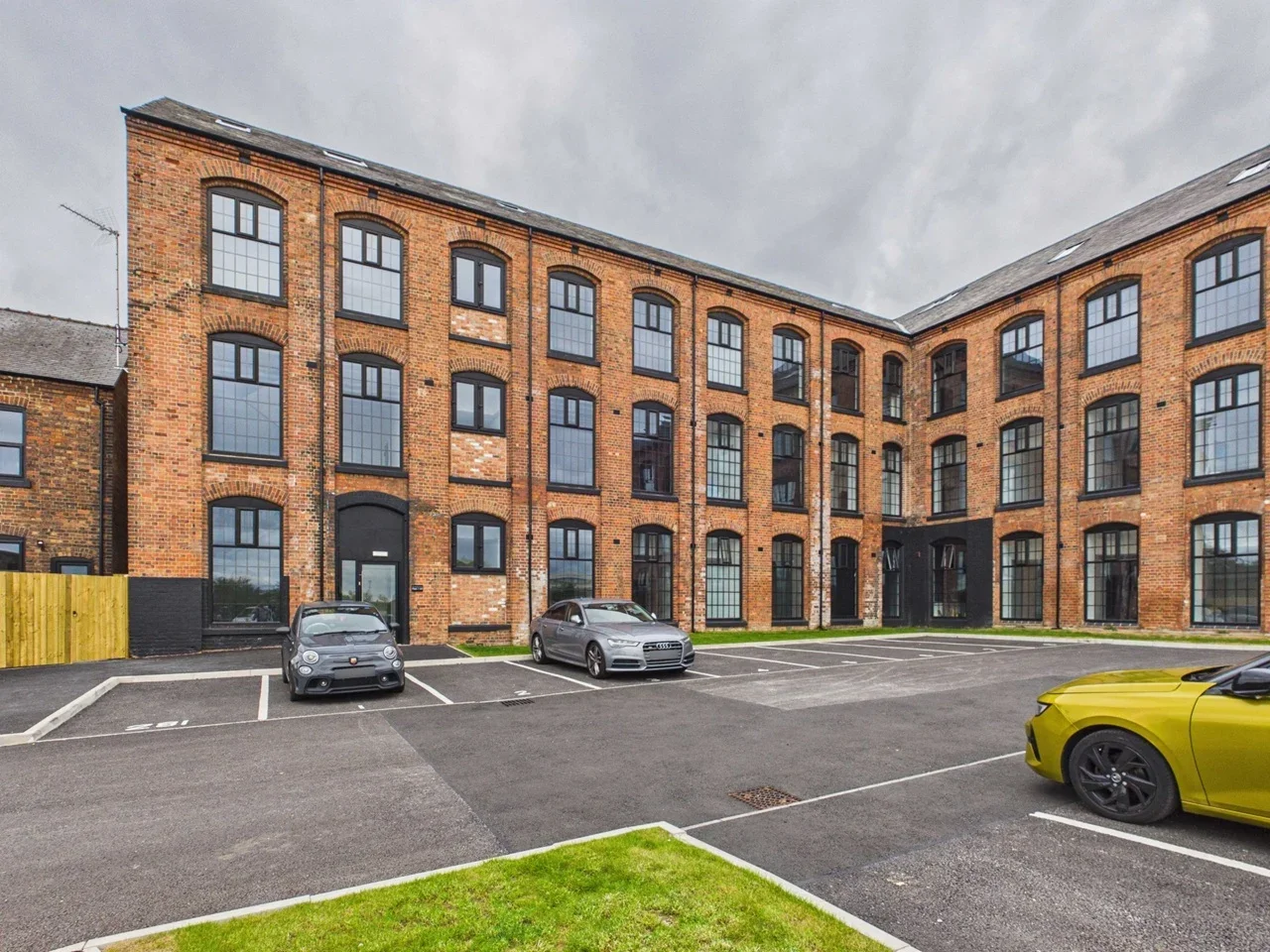 Flat Osmaston Road in Derby