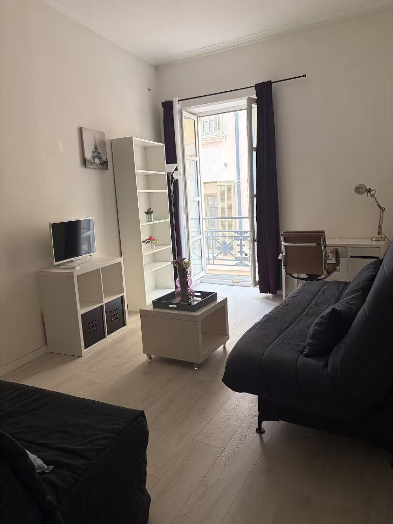 Appartement Rue Rouget de Lisle à Nîmes