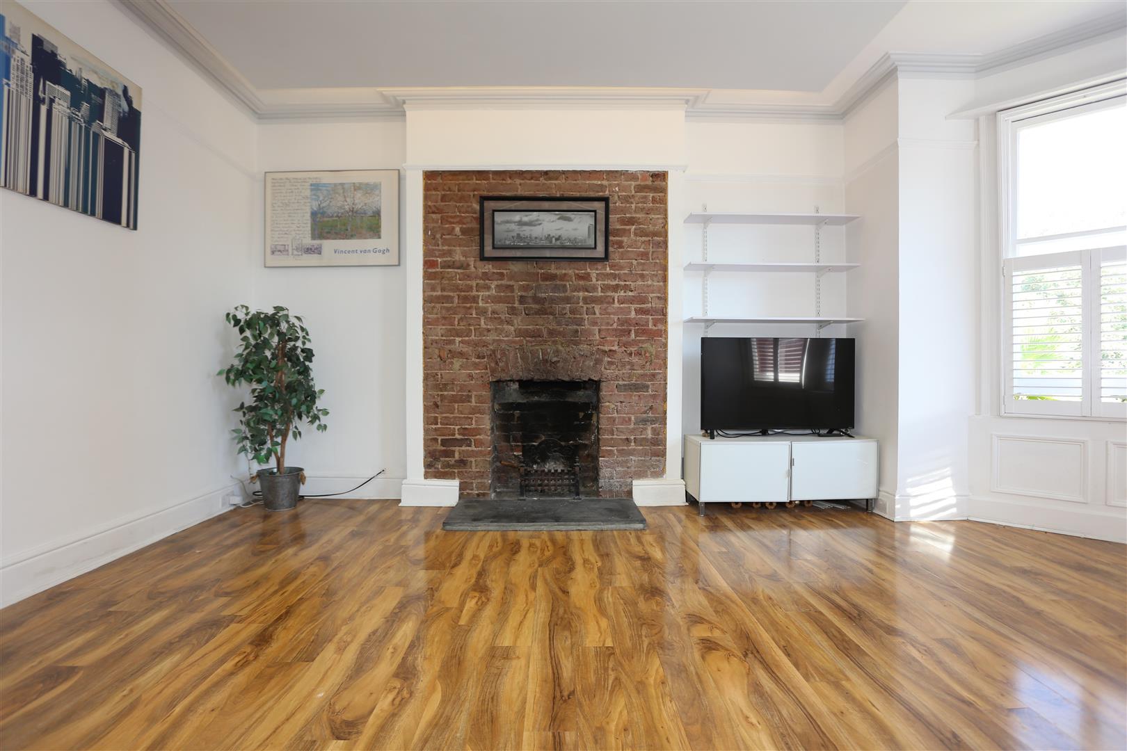 Flat Pembroke Crescent in Portslade by Sea