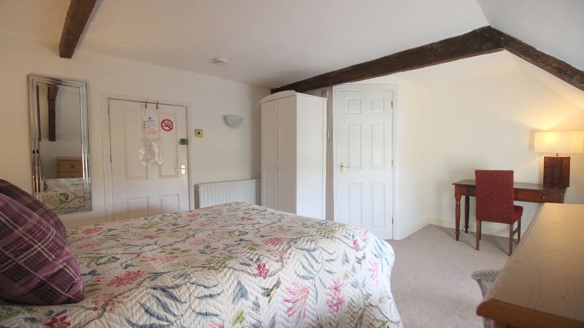 Room Flaxton Road in Strensall