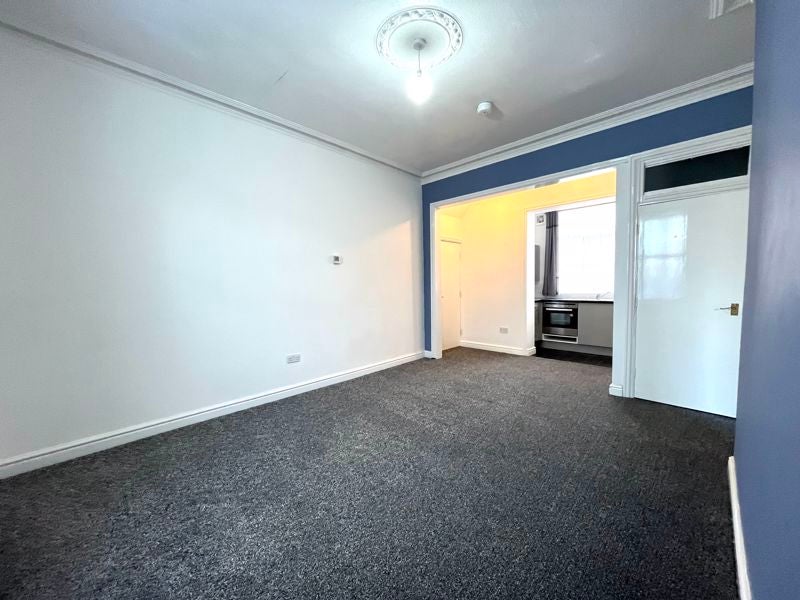 Flat Newhampton Road West in Wolverhampton