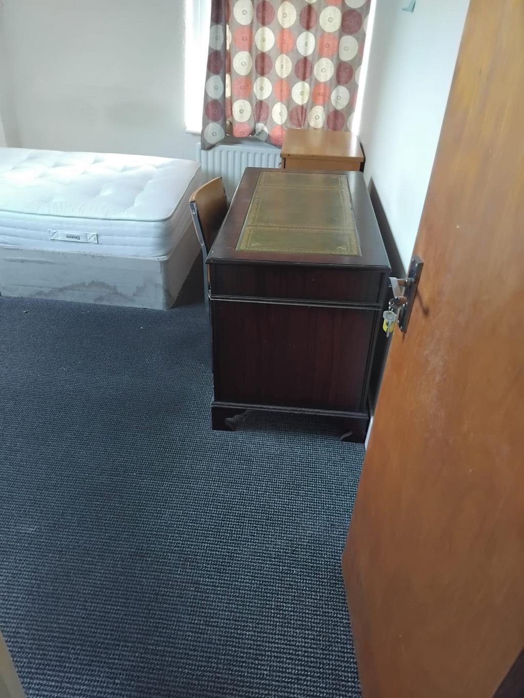 Room Sandford Street in Leeds