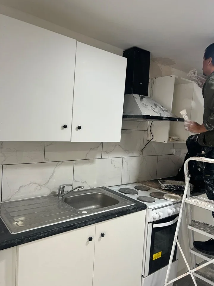 Flat Dobbin Close in Greater London