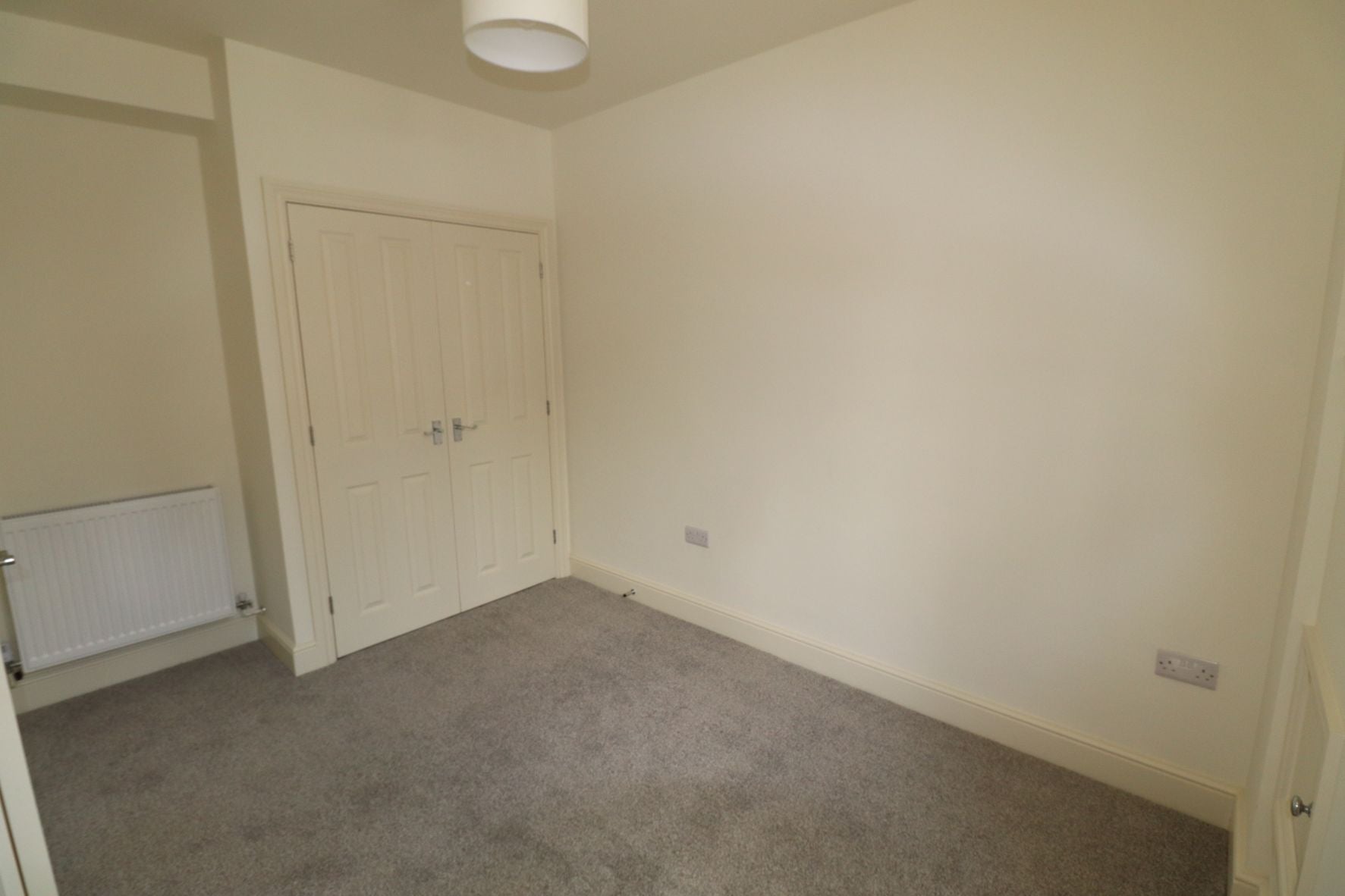 Flat Stanhope Road in Greater London