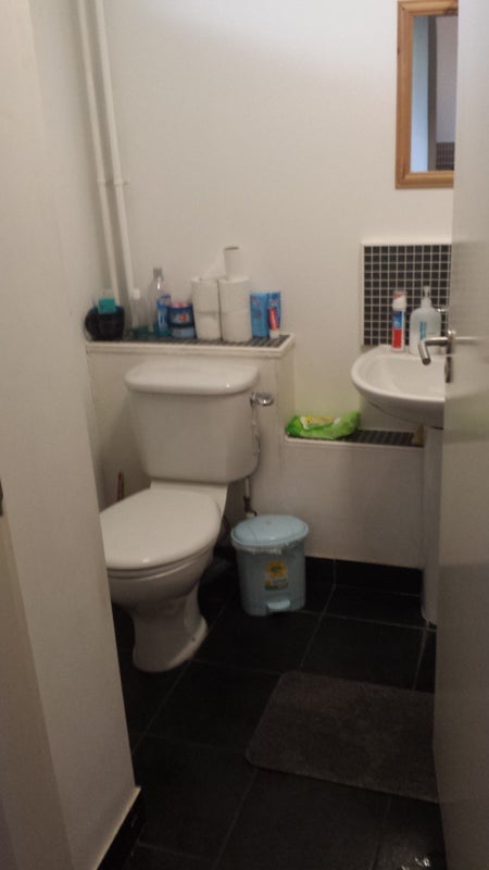 Room Wynford Road in Greater London