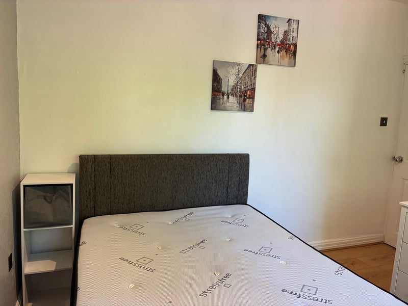 Room Ponteland Road in Newcastle upon Tyne