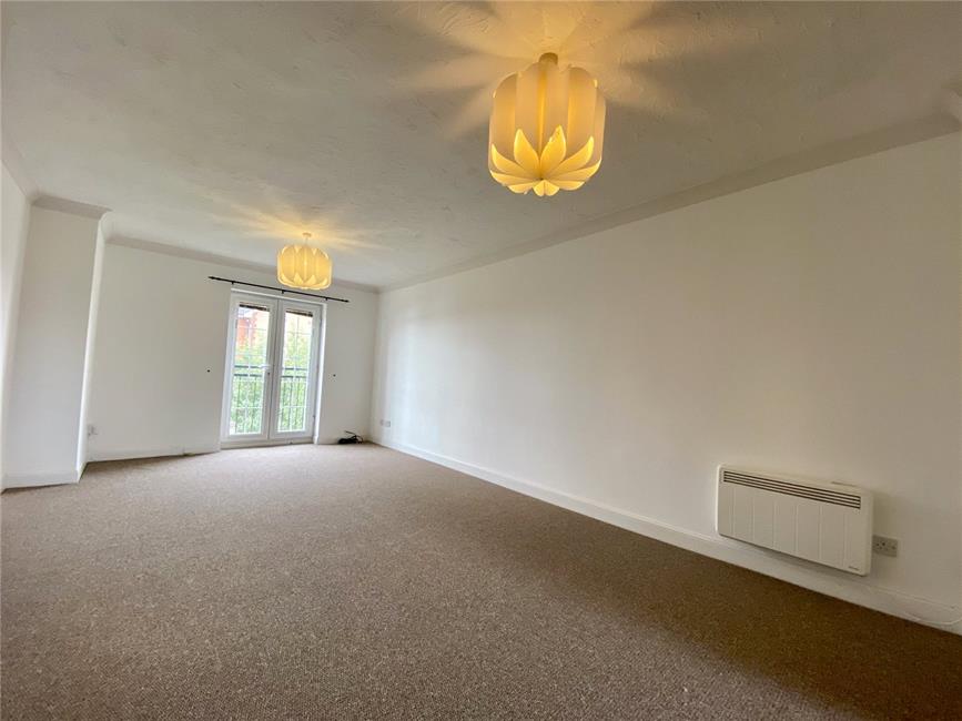 Flat Seager Drive in Cardiff