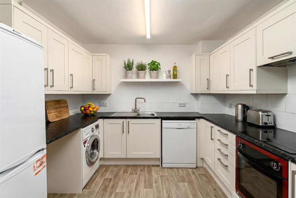 Flat Seager Drive in Cardiff