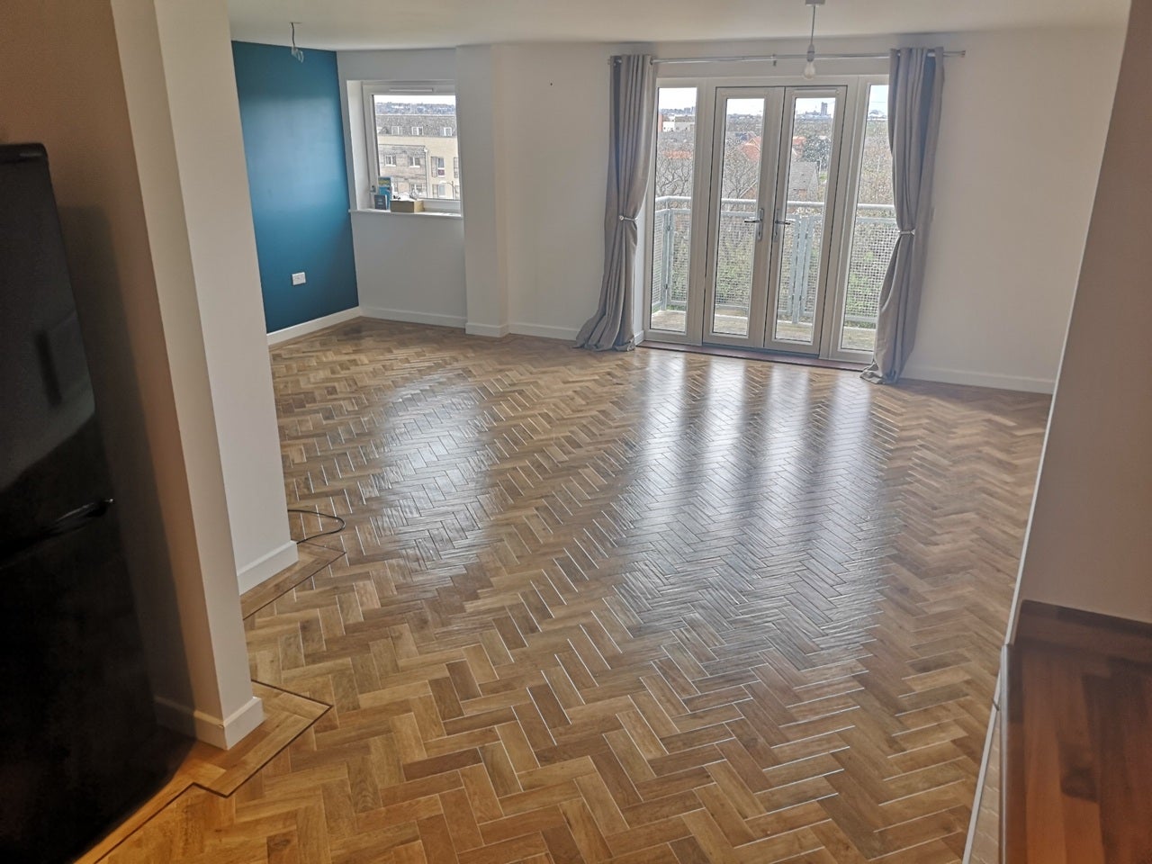 Flat Telford Square in Dartford