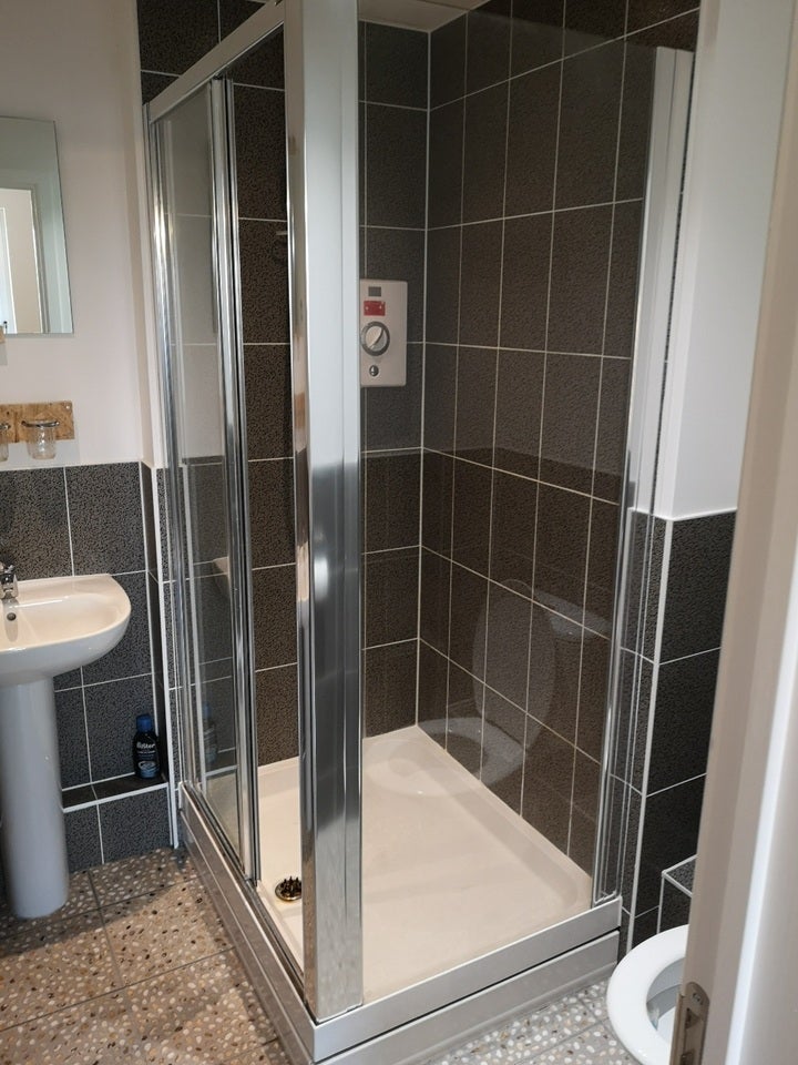 Flat Telford Square in Dartford
