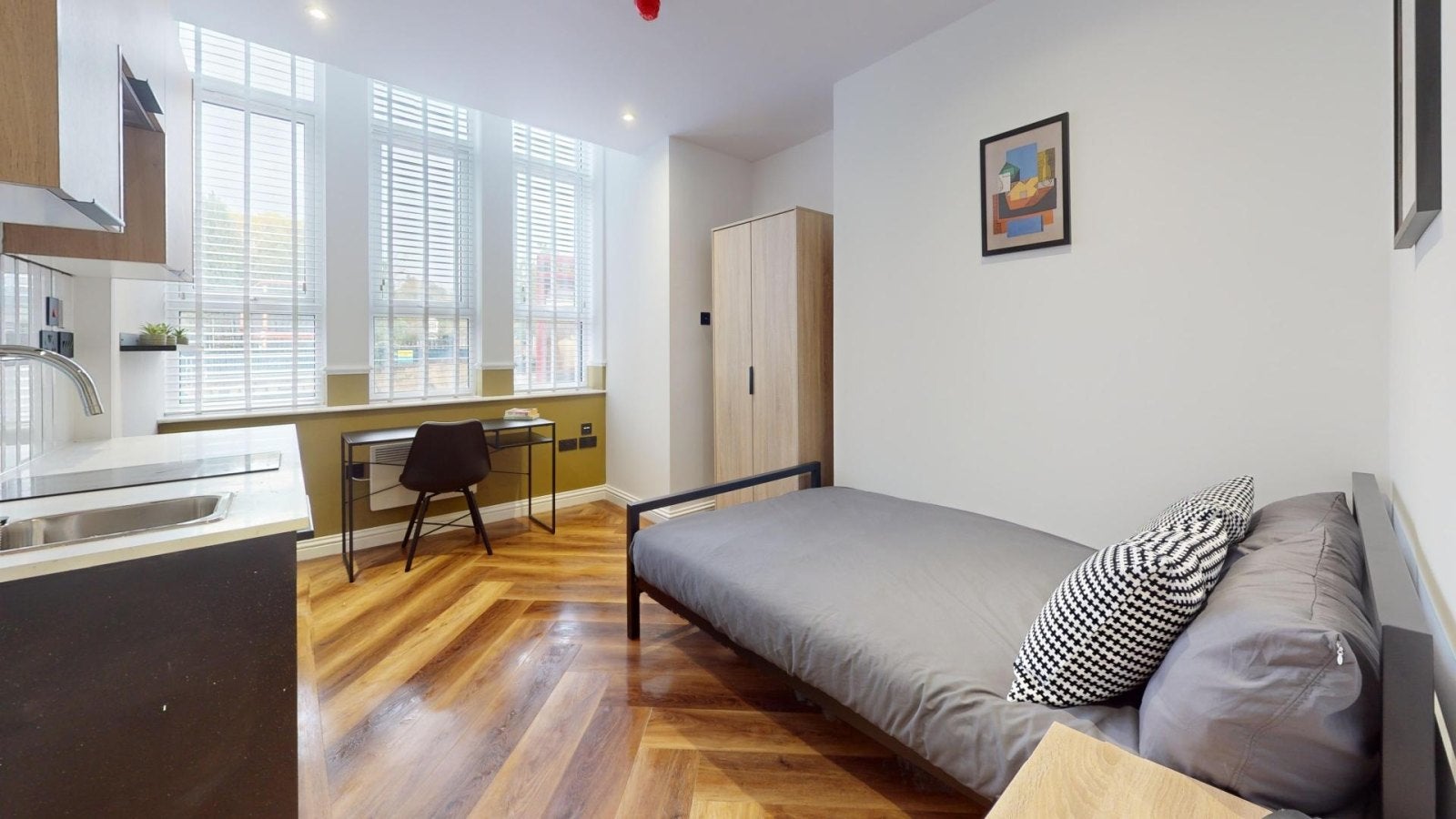 Room Thurloe Street in Manchester