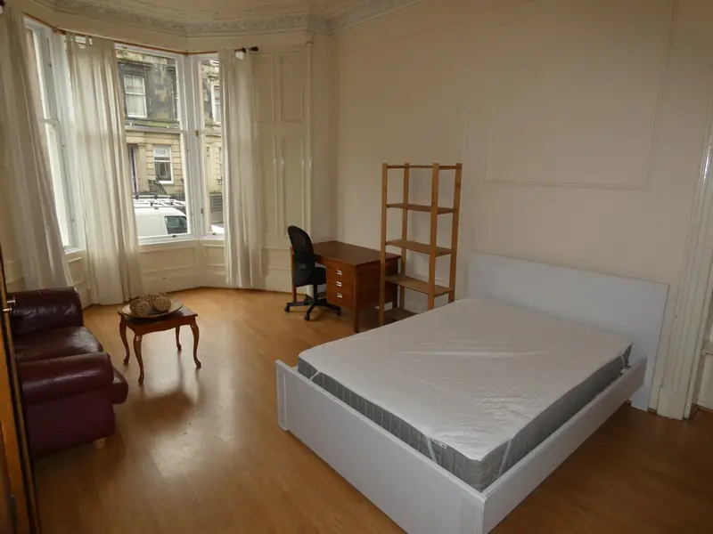 Room Sauchiehall Street in Glasgow