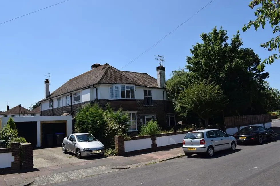 Flat Lavington Road in Worthing