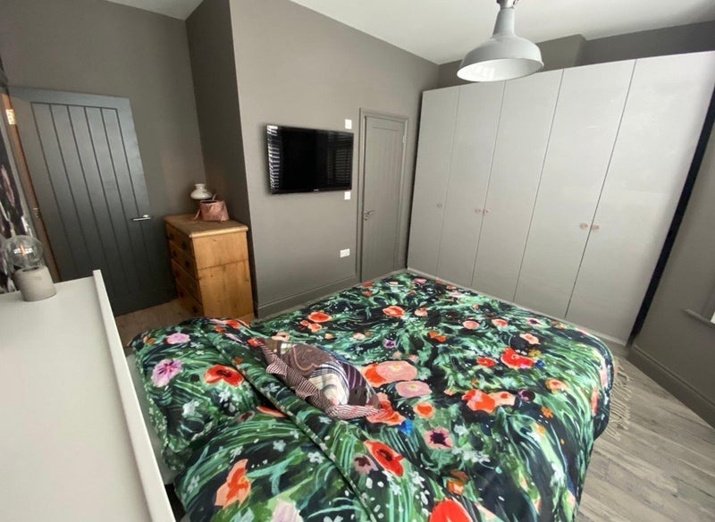 Room Blenheim Road in Greater London