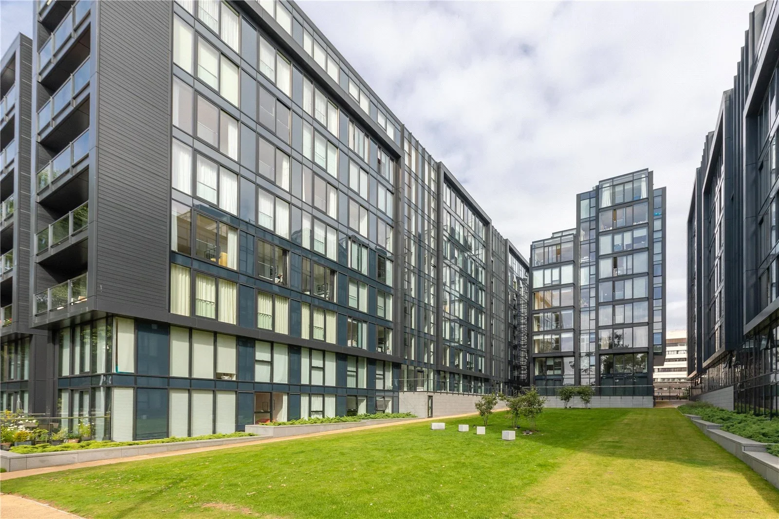 Flat Simpson Loan in City of Edinburgh