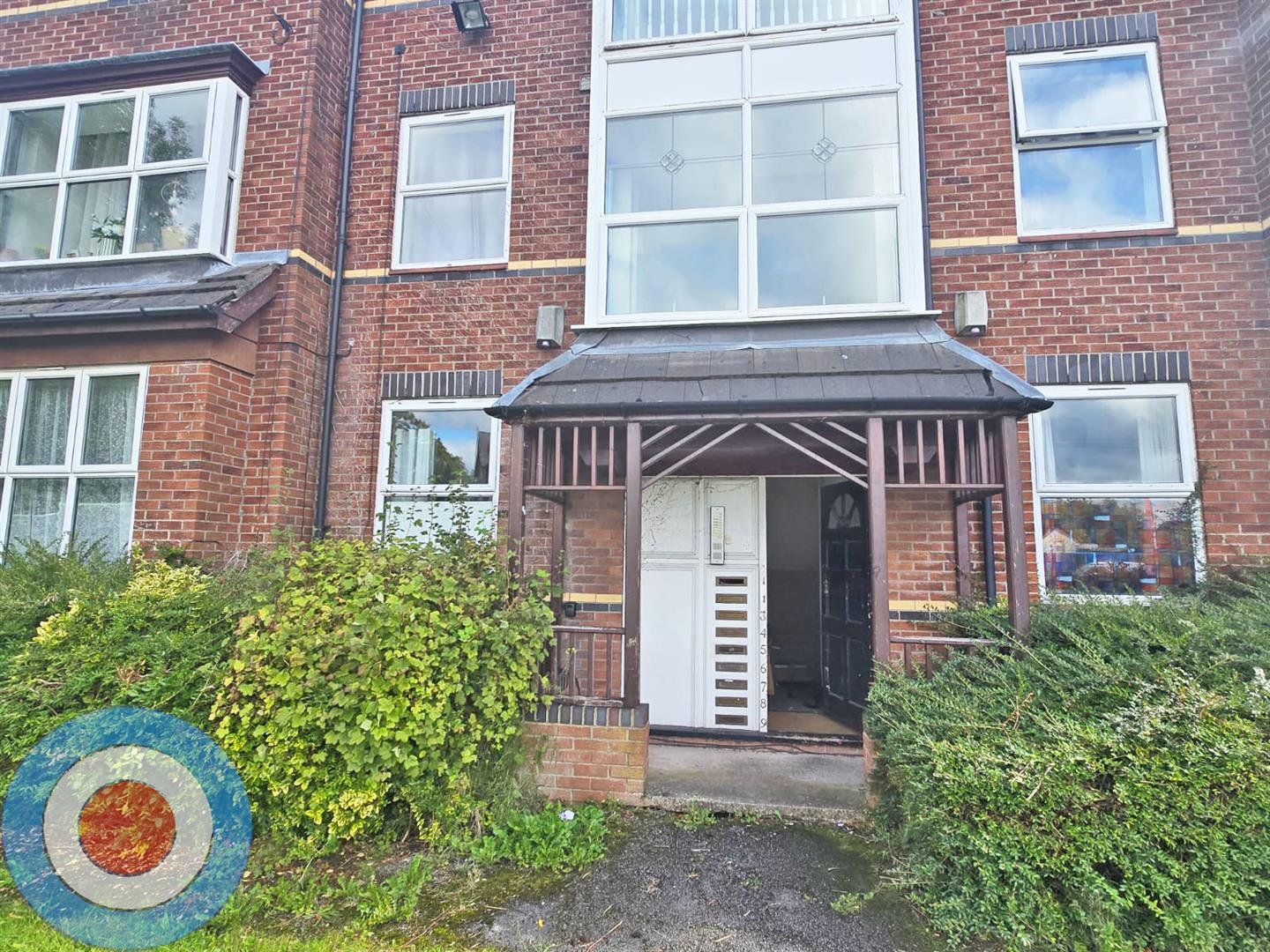 Flat Wilmslow Road in Manchester