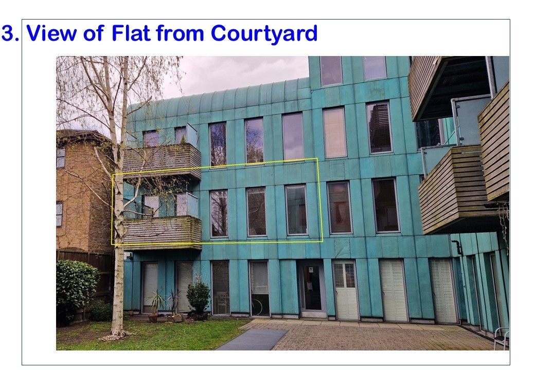 Flat Balham Grove in Greater London