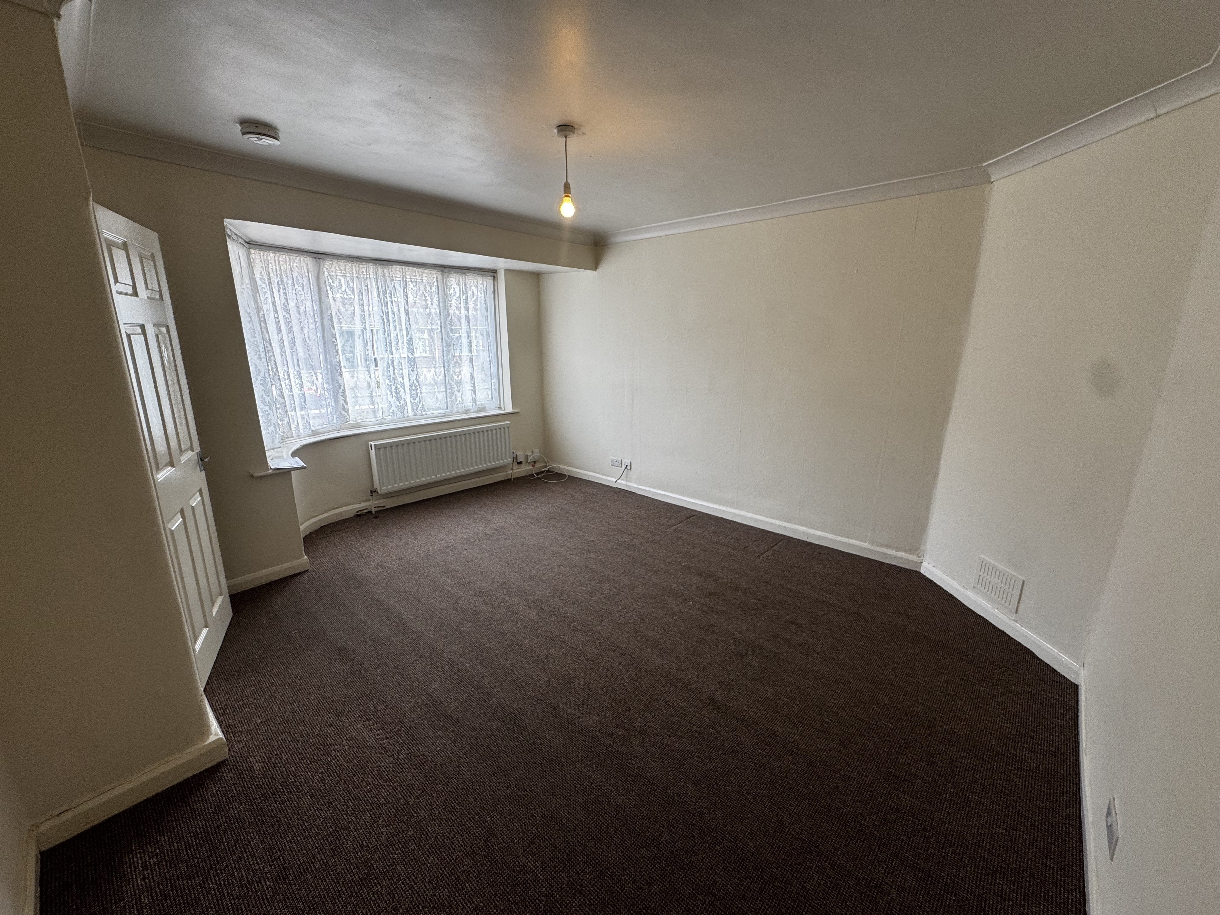 Flat Leinster Avenue in Bristol
