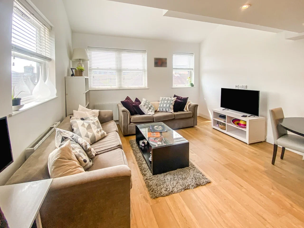 Flat Clapham Park Road in Greater London