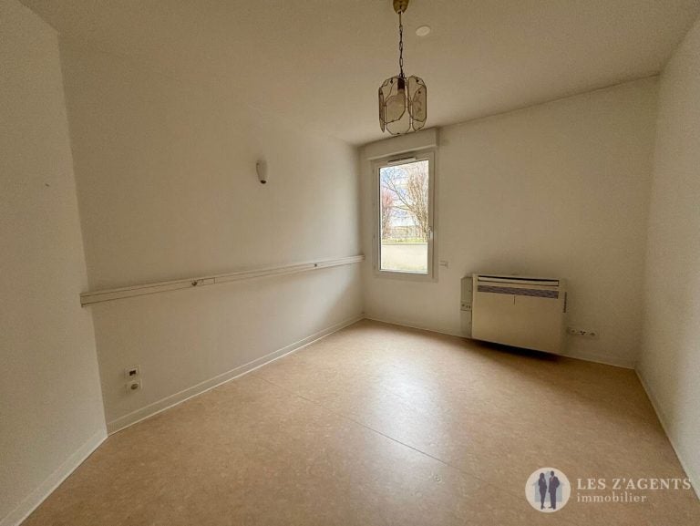 Appartement Allée Raymond Savignac à Échirolles