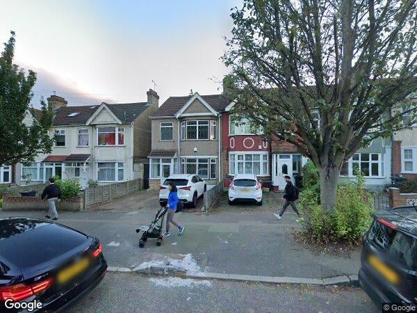 Room Snakes Lane East in Greater London