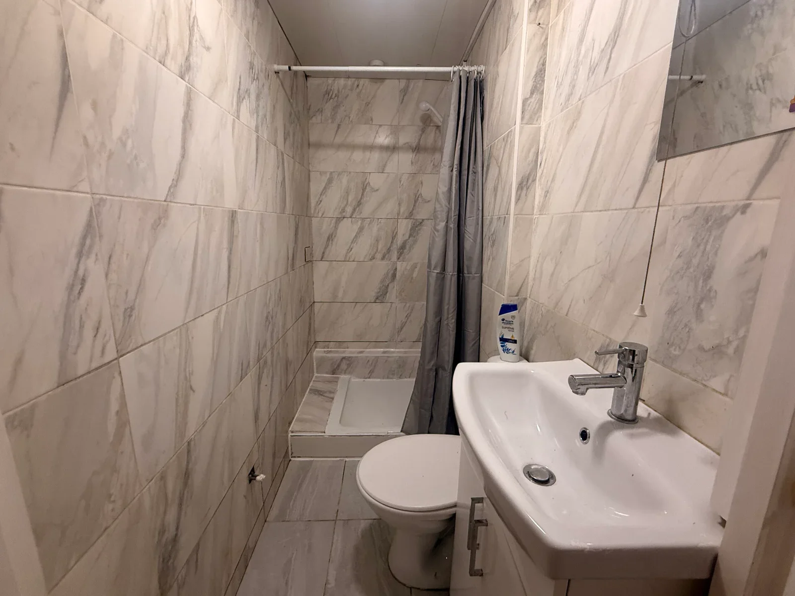 Flat Fermor Crescent in Luton