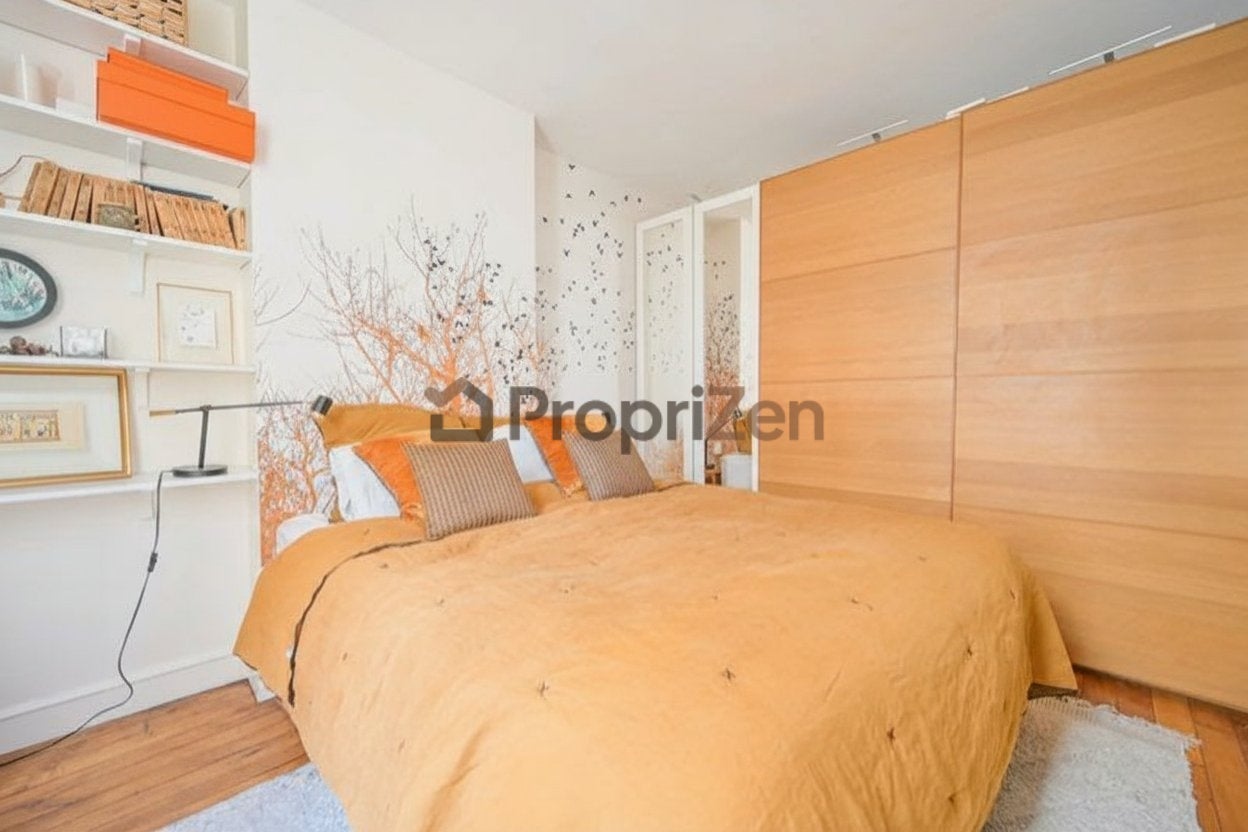 Flat Rue Clairaut in Paris