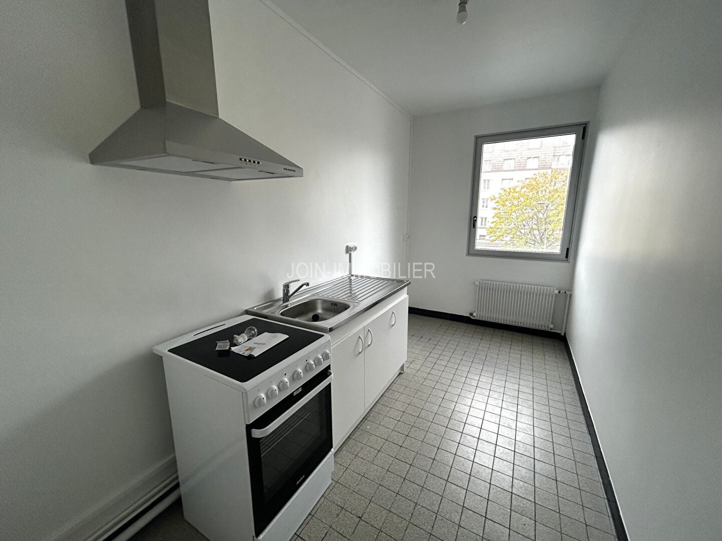 Flat Rue Valentin Feldmann in Dieppe