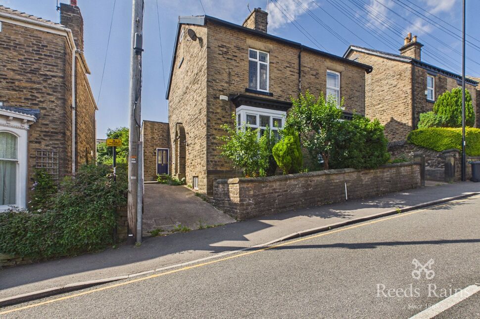 House Lydgate Lane in Sheffield