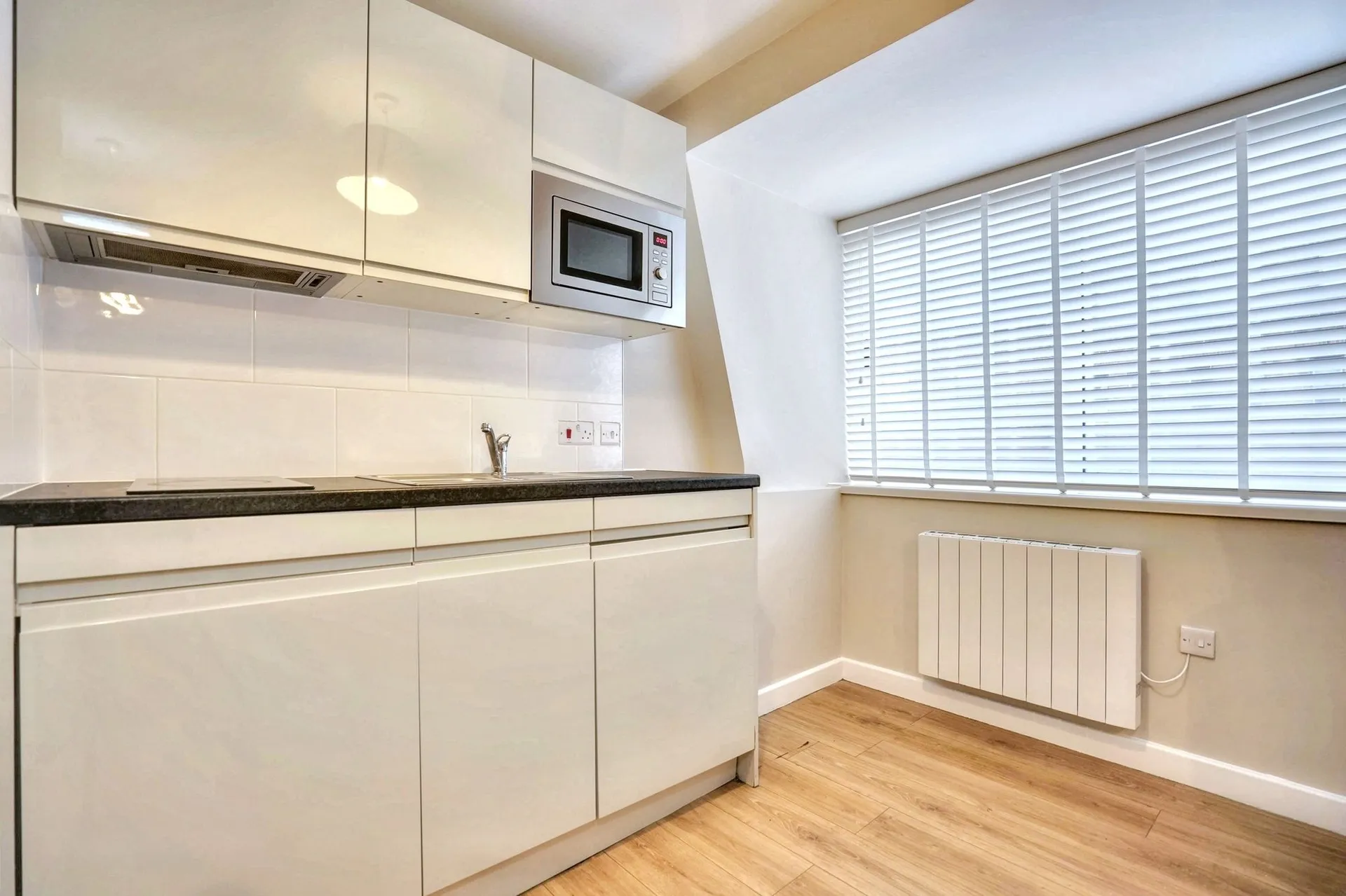 Flat Sittingbourne Road in Maidstone