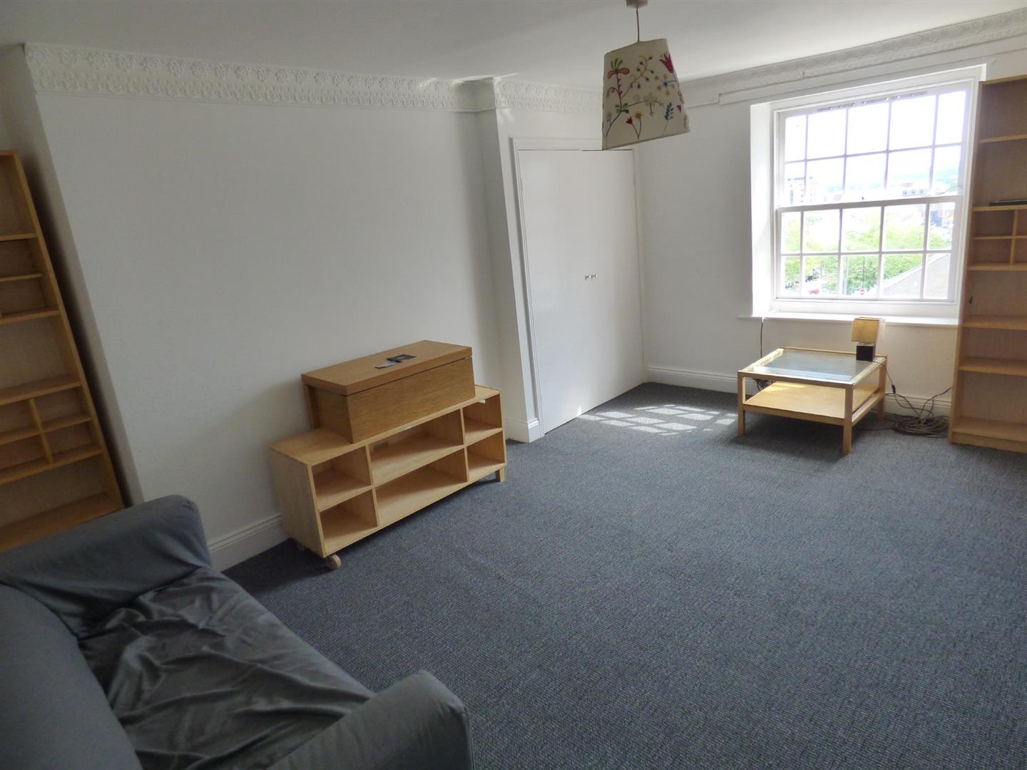 Flat Westgate Road in Newcastle upon Tyne