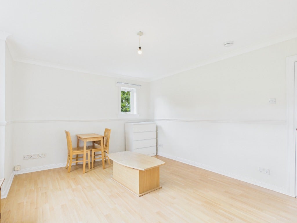 Flat Forrester Park Grove in City of Edinburgh