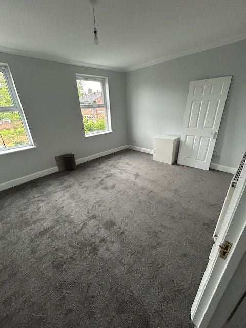 House Gibbon Road in Greater London