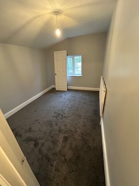 House Gibbon Road in Greater London