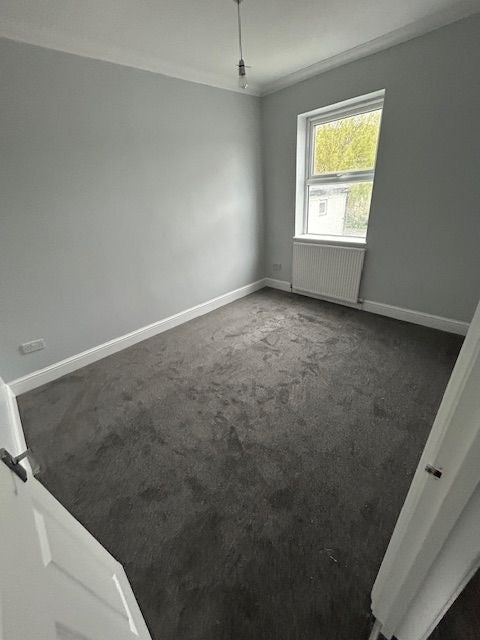 House Gibbon Road in Greater London