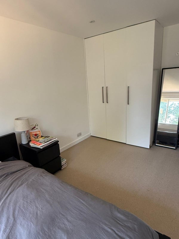 Room Park Street in Greater London