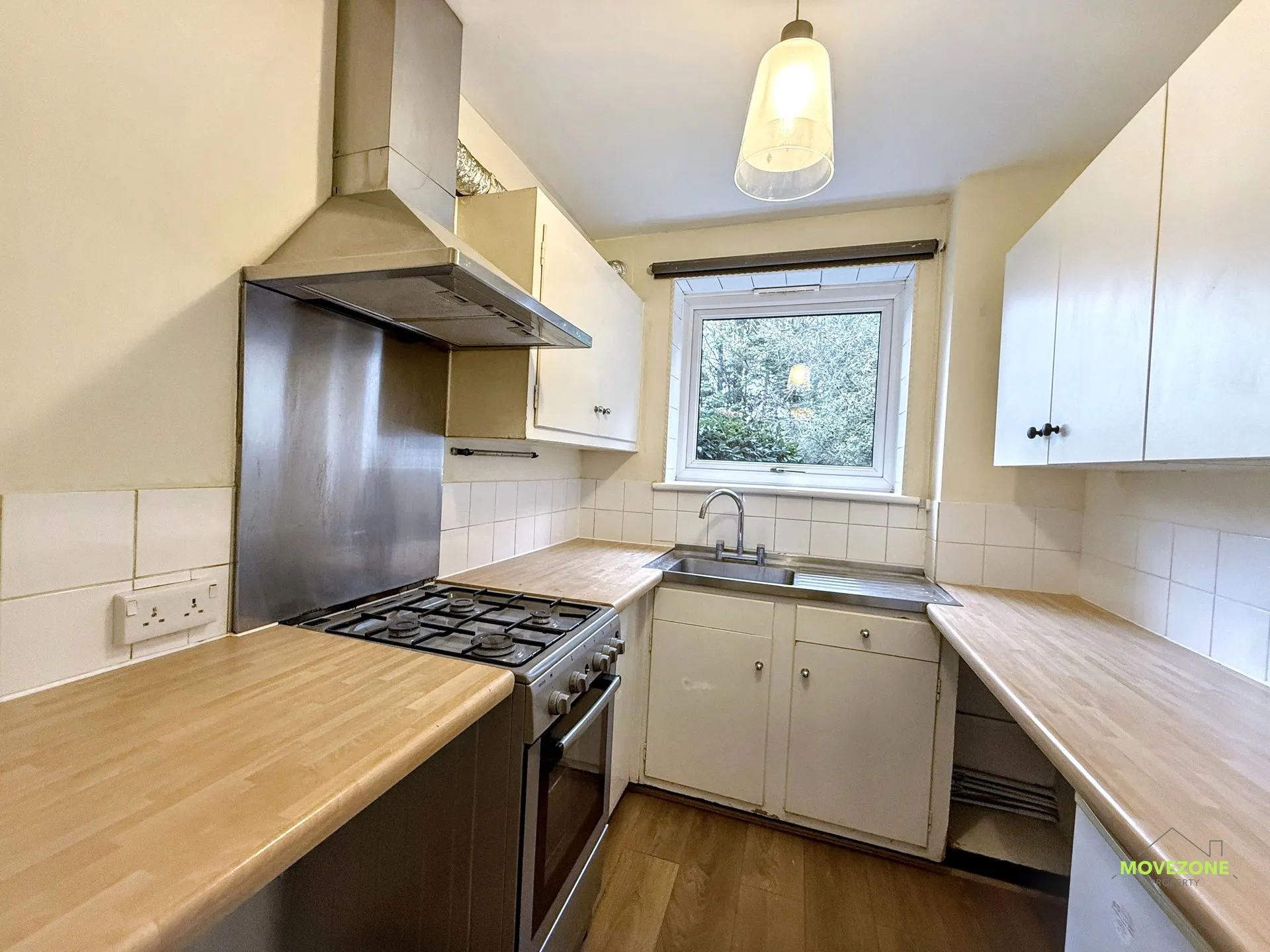 Flat Bromley Road in Greater London