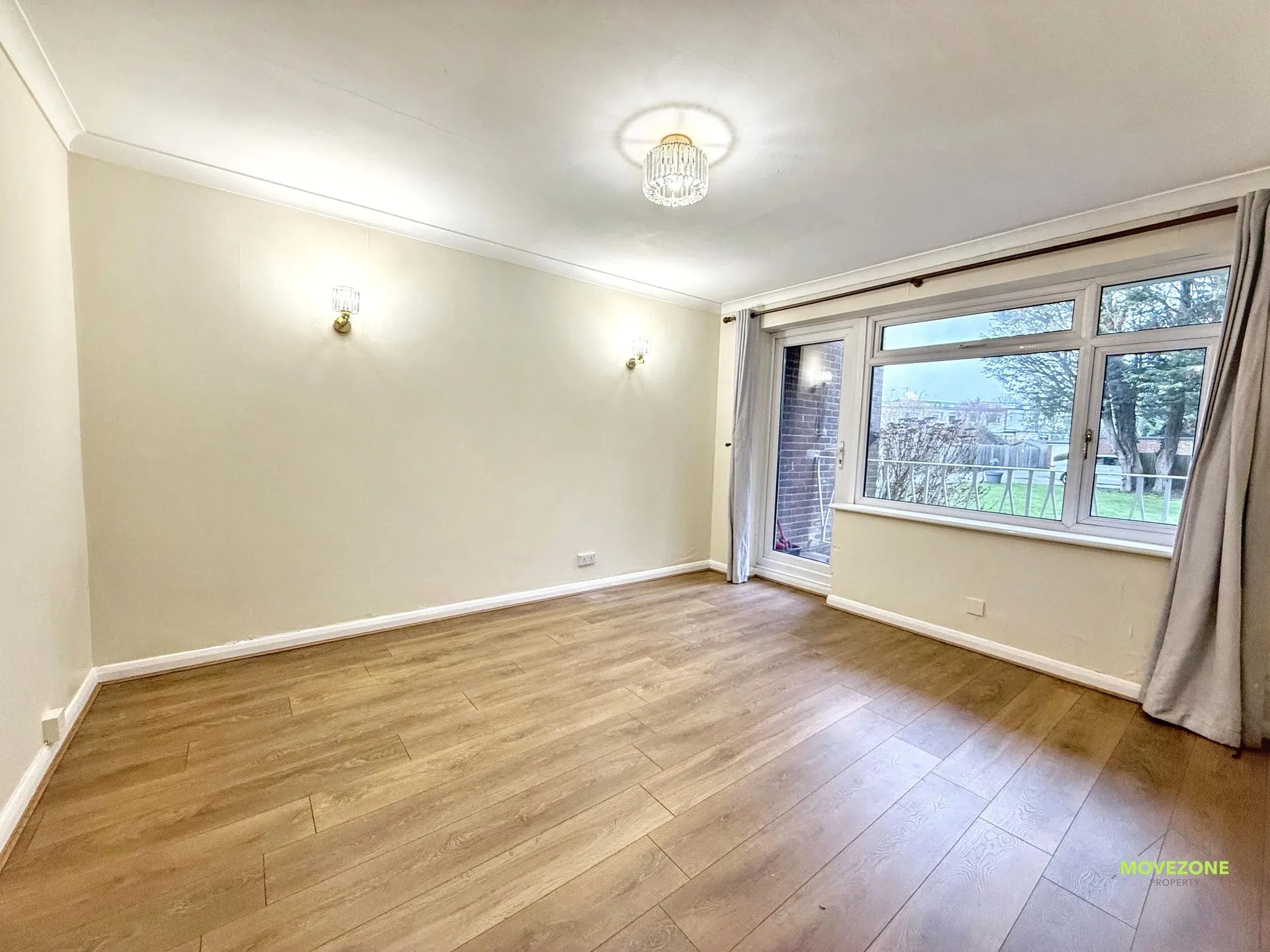 Flat Bromley Road in Greater London