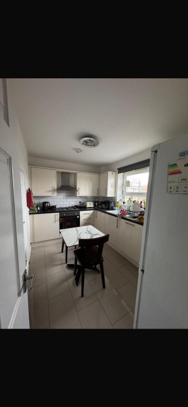 Room Stanworth Street in Greater London