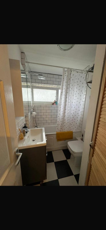 Room Stanworth Street in Greater London