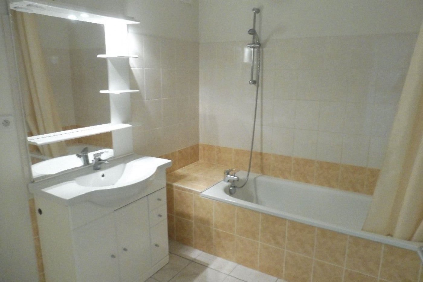 Appartement Rue de la Loire à Angoulême