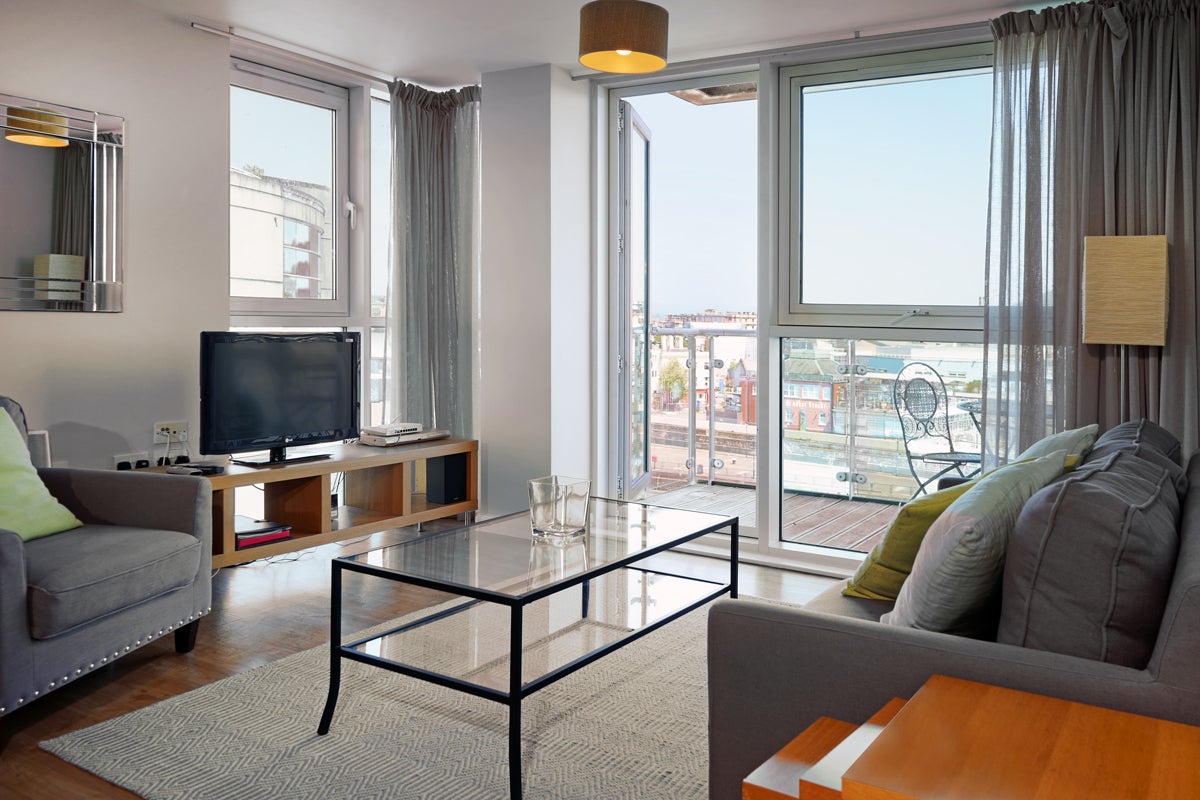 Flat Havannah Street in Cardiff