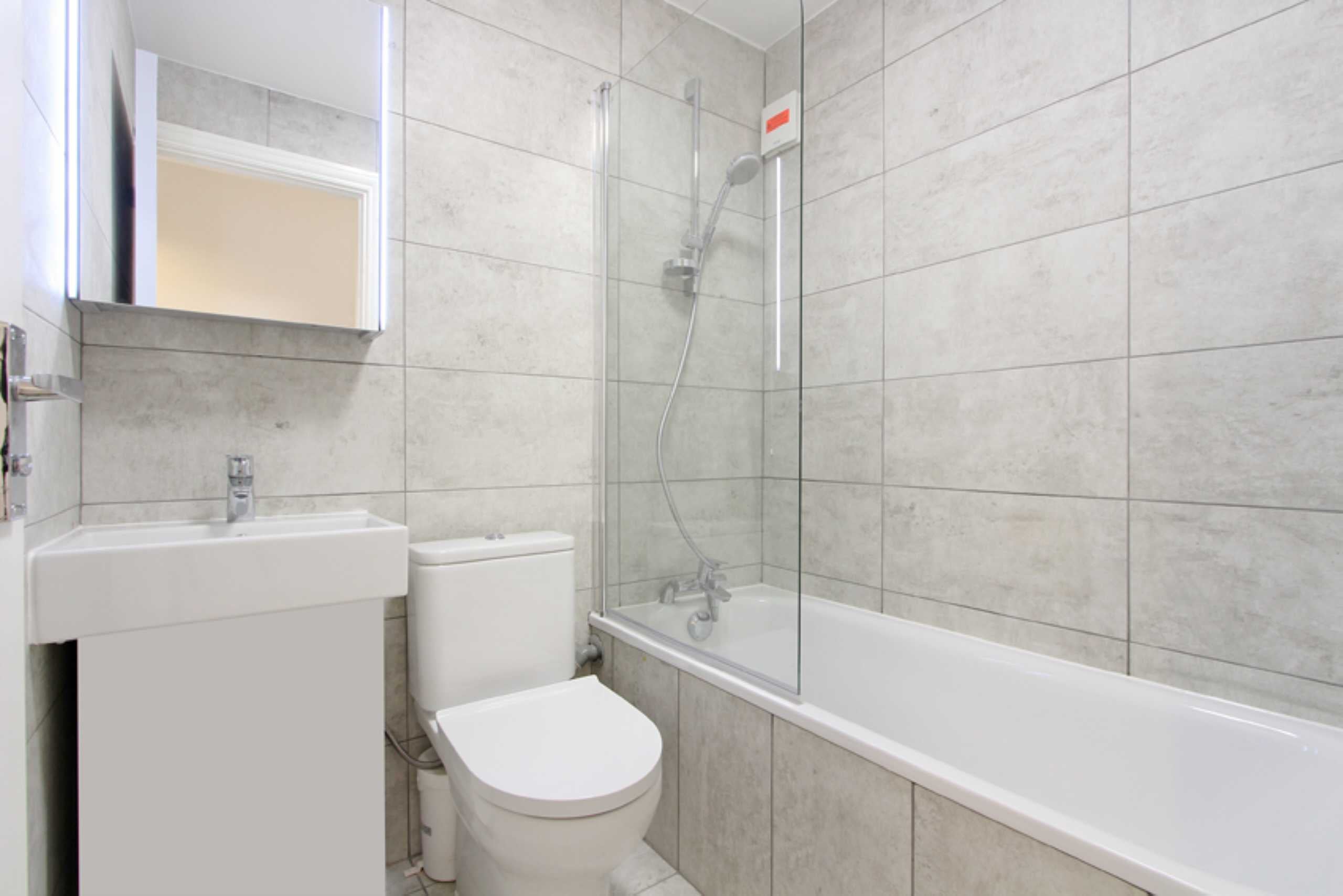 Flat Tavistock Crescent in City of Westminster