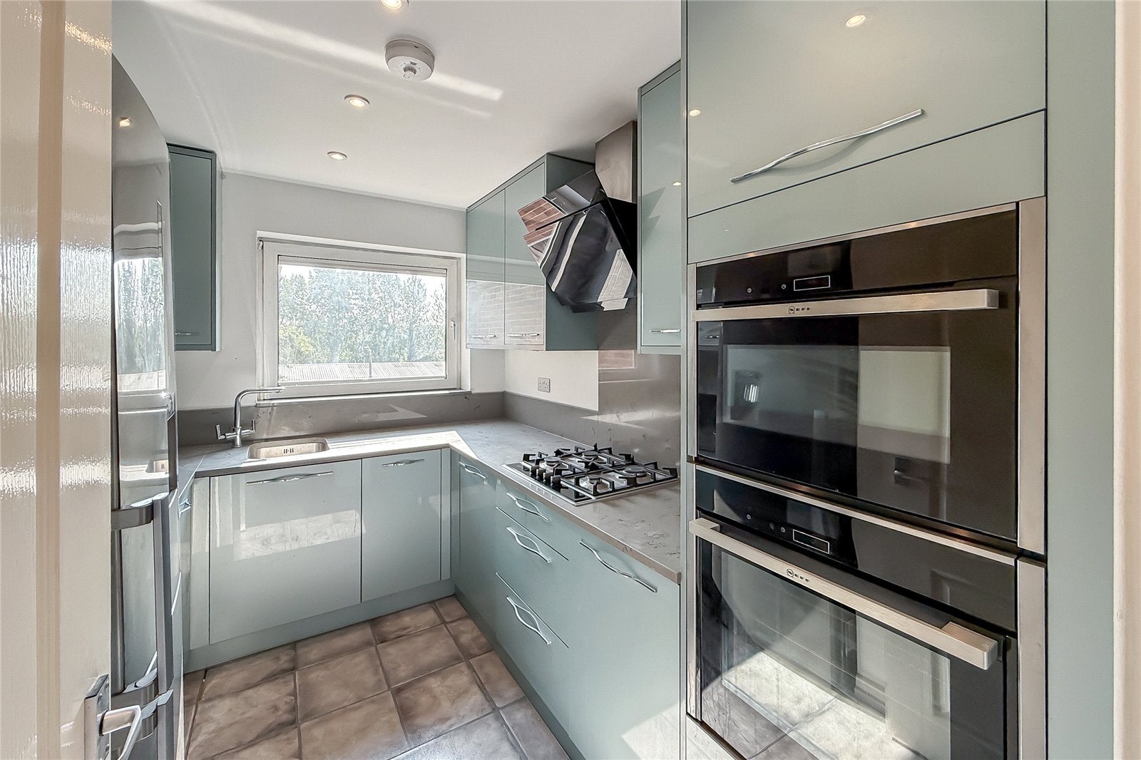 Flat Endymion Road in Welwyn Hatfield