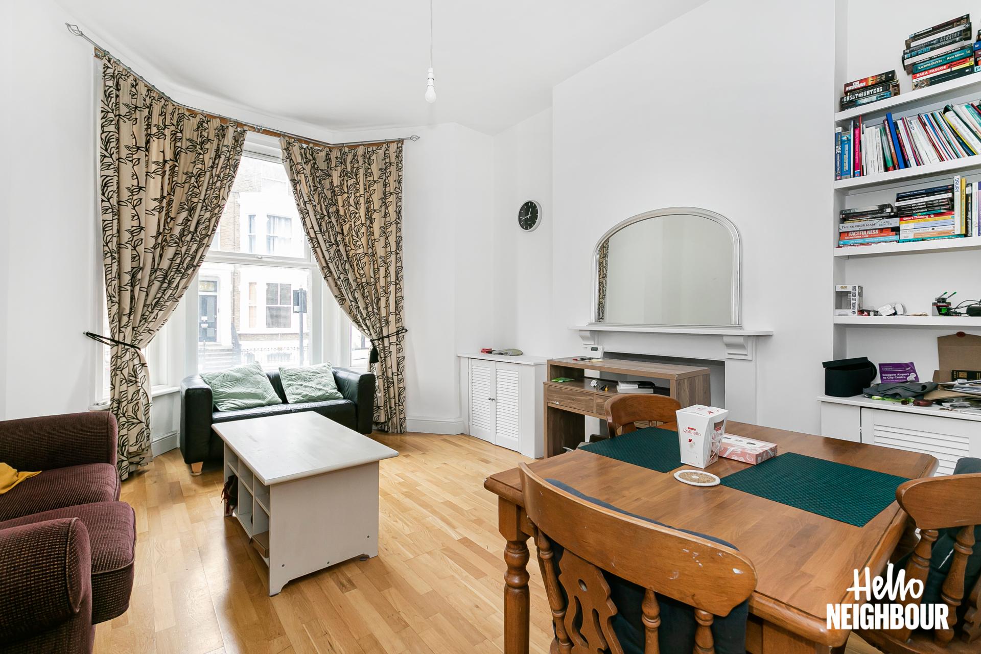 Flat Batoum Gardens in Greater London