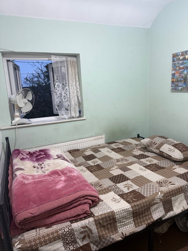 Room Stanley Green East in Slough