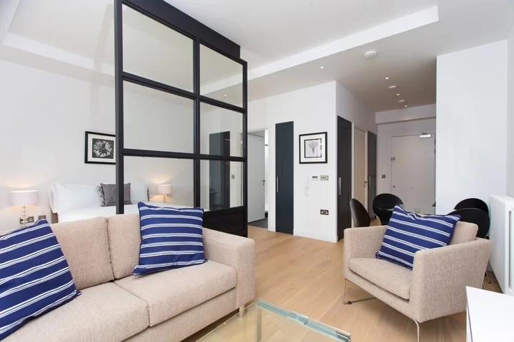 Flat Hope Street in Greater London