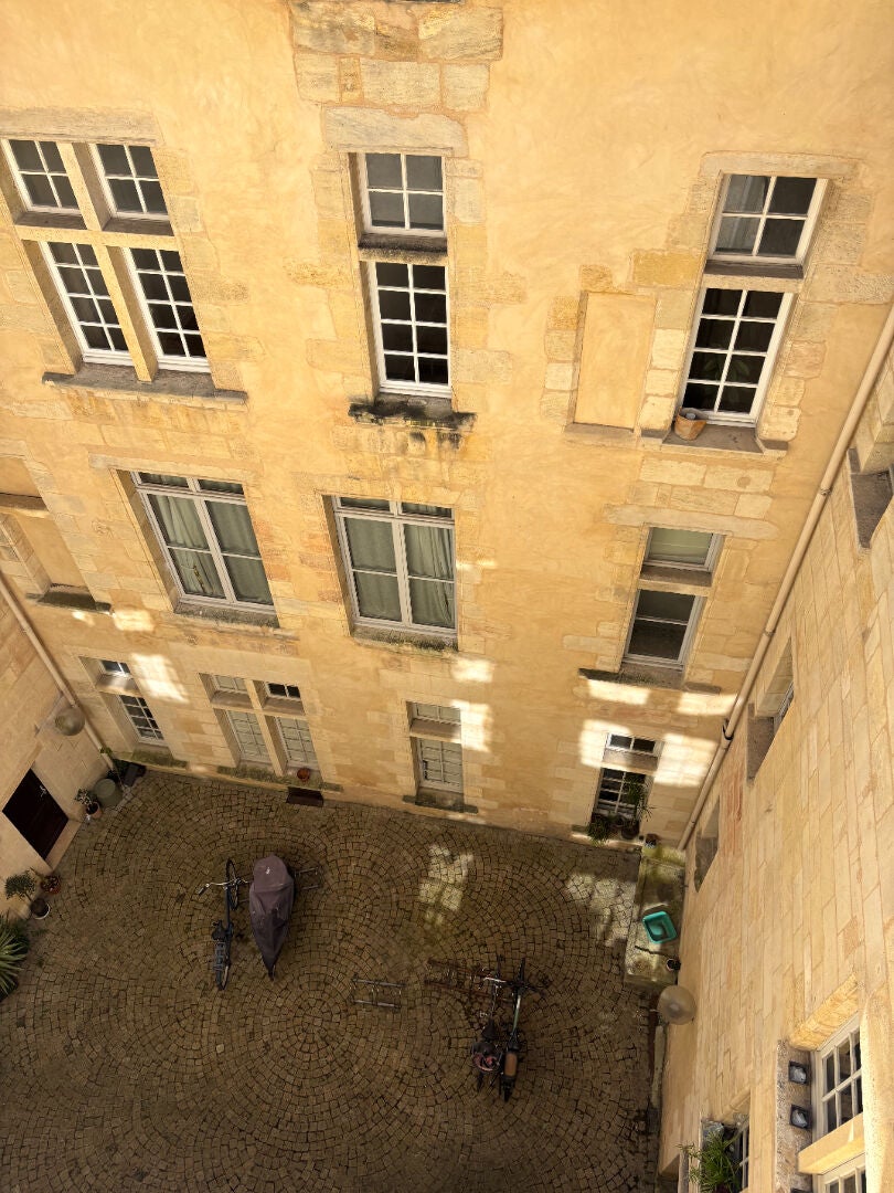 Appartement Rue Hugla à Bordeaux