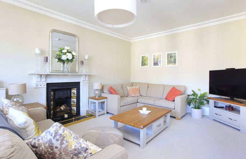 Room Lavender Hill in Greater London