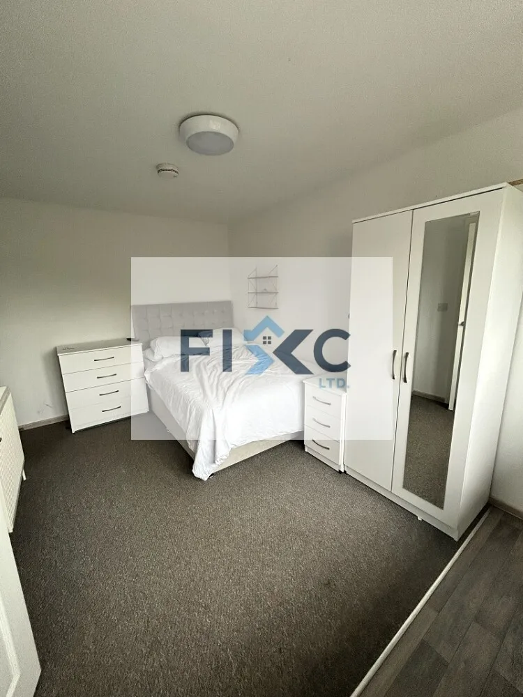 Room Risby in Peterborough